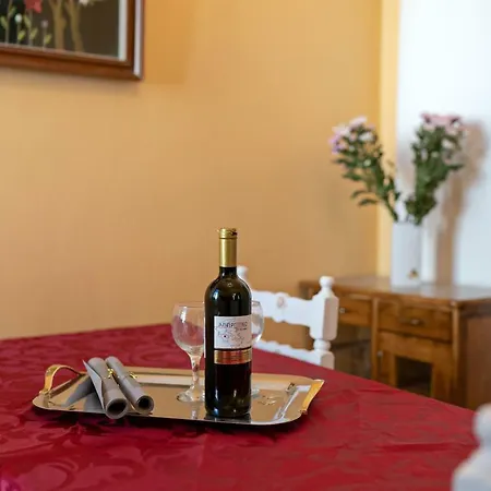 Casa Di Silvia בית נופש העיירה רתימנו